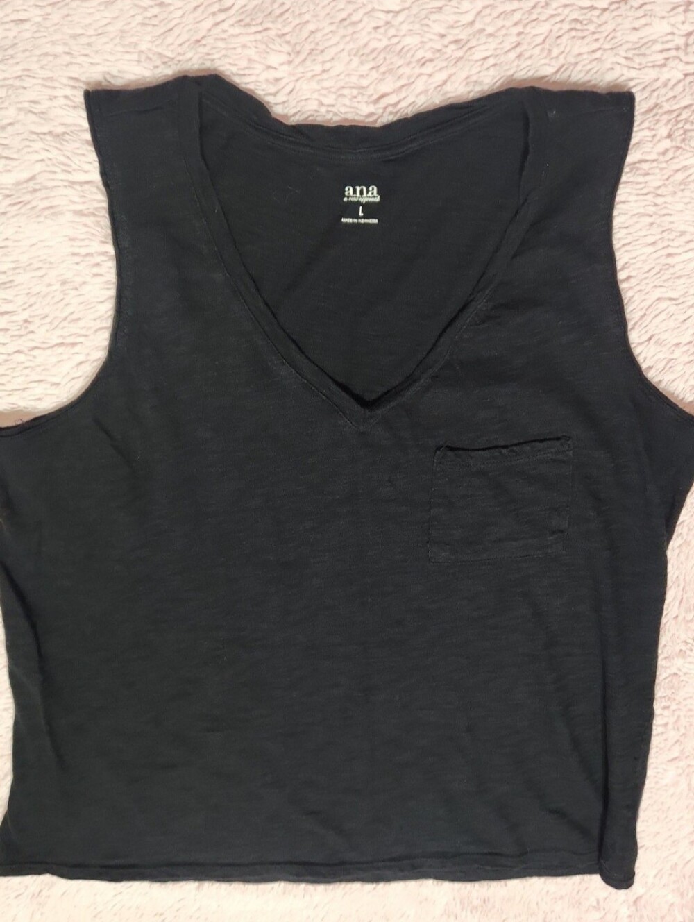 ANA Sleeveless V-Neck Top - Black - Large